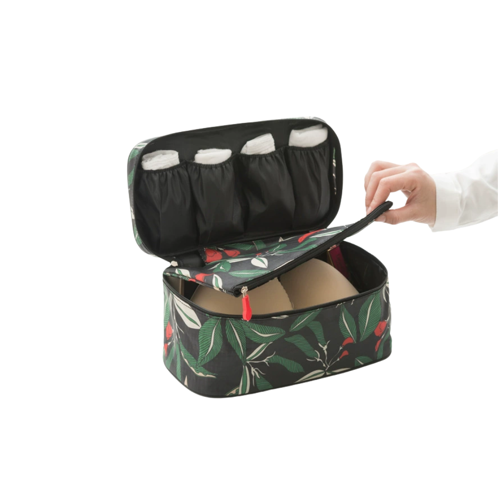 Waterproof travel clothing storage bag